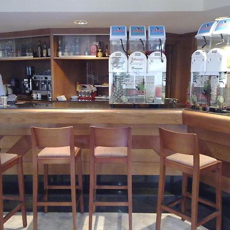 Hostal Leo D'Or กาลาดอร์ ภายนอก รูปภาพ